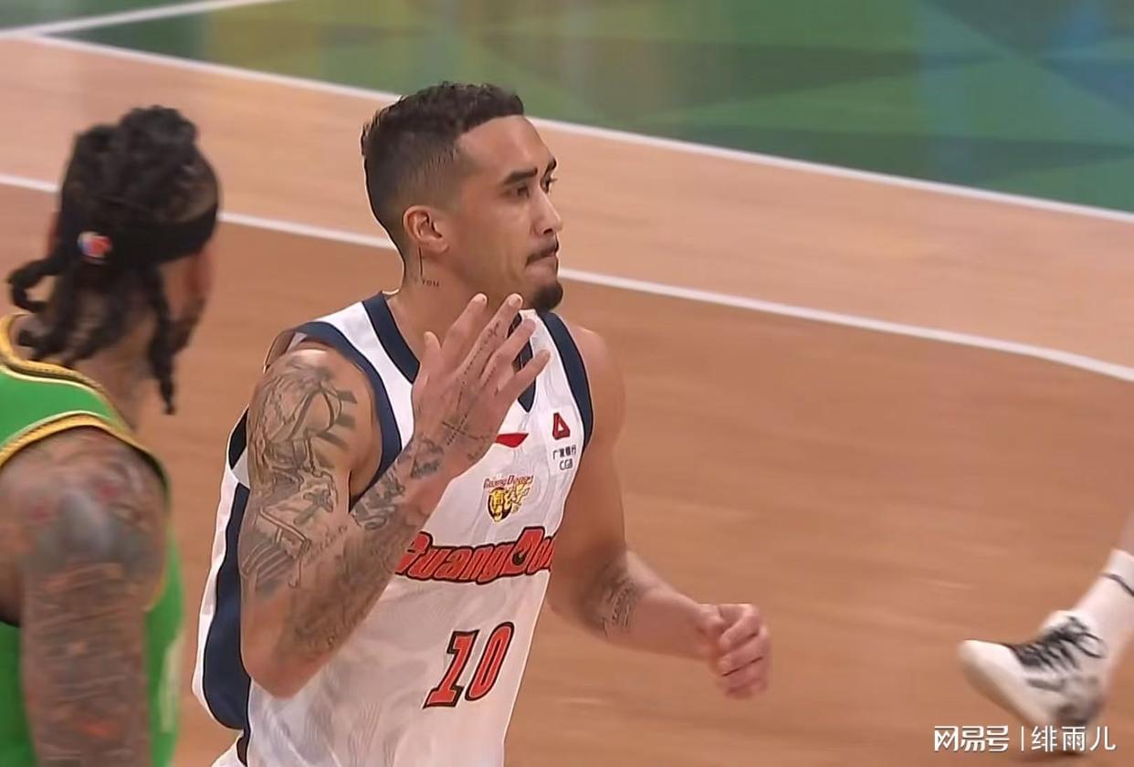 Kaiyun开云中国官网-打上海队复出？麦考尔正式满血复活，保送广东队躺进总决赛！